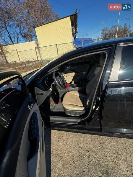Седан Kia Optima 2014 в Киеве