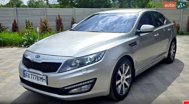 Седан Kia Optima 2012 в Харькове
