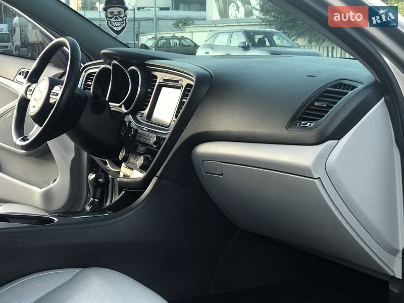 Седан Kia Optima 2014 в Киеве