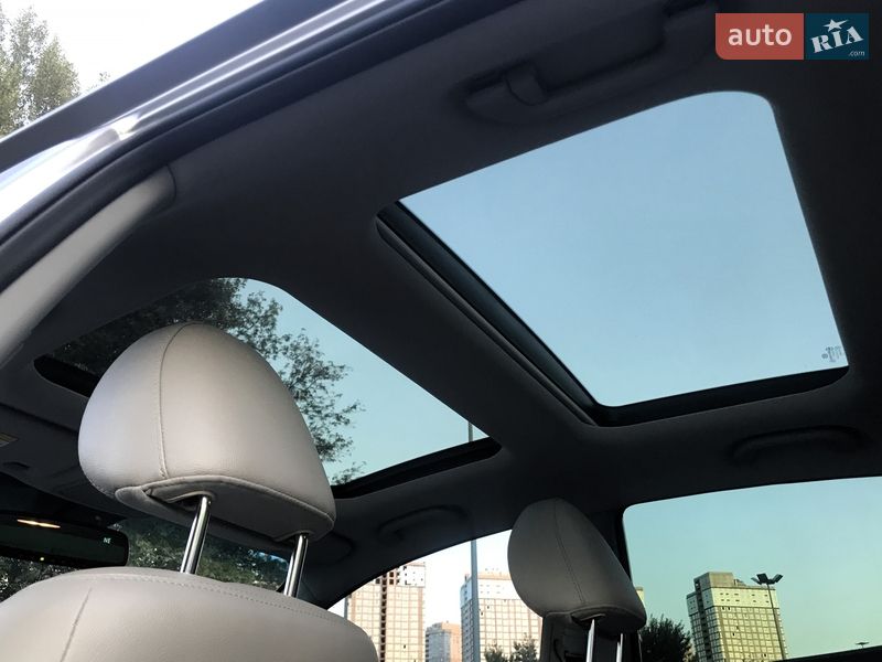 Седан Kia Optima 2014 в Киеве