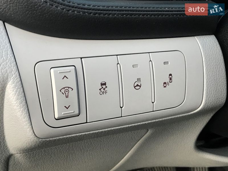 Седан Kia Optima 2014 в Киеве