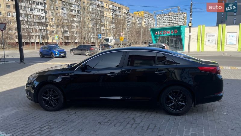 Седан Kia Optima 2013 в Дніпрі
