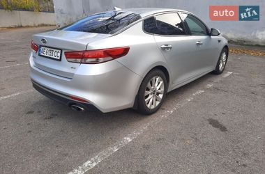 Седан Kia Optima 2017 в Днепре