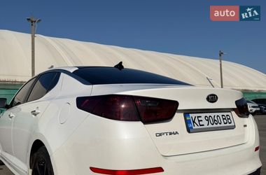 Седан Kia Optima 2014 в Дніпрі