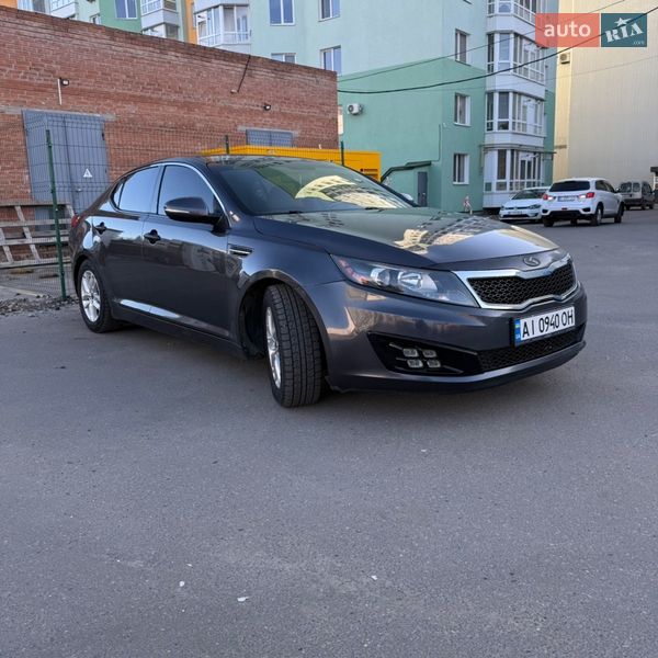 Седан Kia Optima 2011 в Полтаве