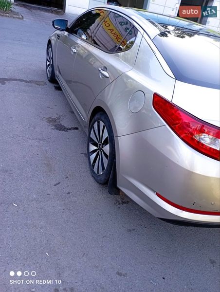 Седан Kia Optima 2011 в Харькове