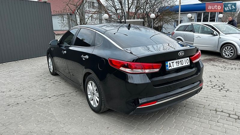 Седан Kia Optima 2016 в Ивано-Франковске