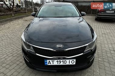 Седан Kia Optima 2016 в Ивано-Франковске
