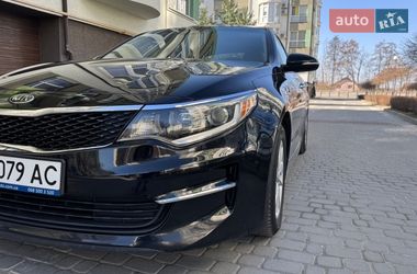 Седан Kia Optima 2017 в Ивано-Франковске