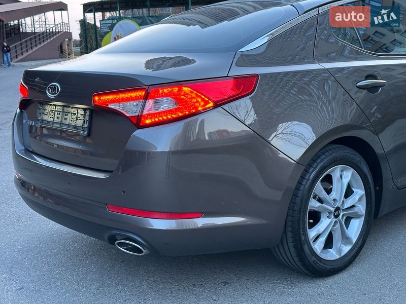 Седан Kia Optima 2012 в Одессе