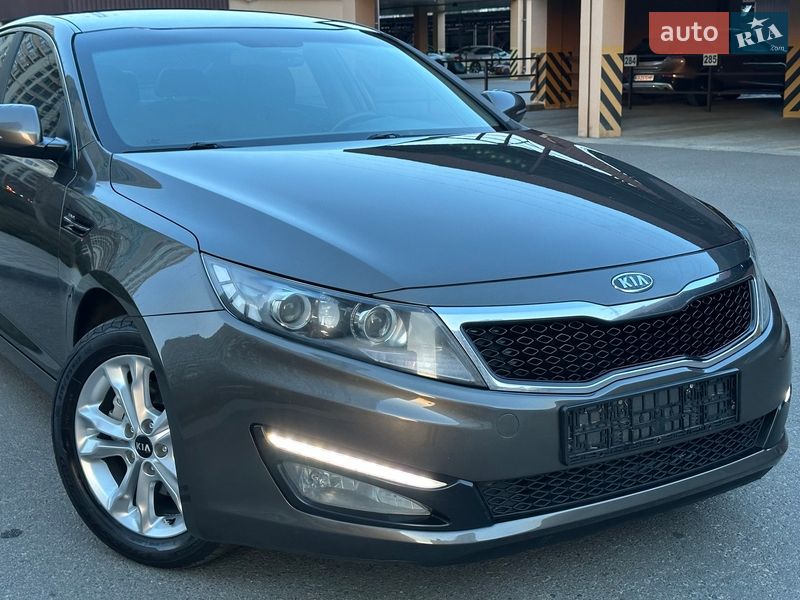 Седан Kia Optima 2012 в Одессе