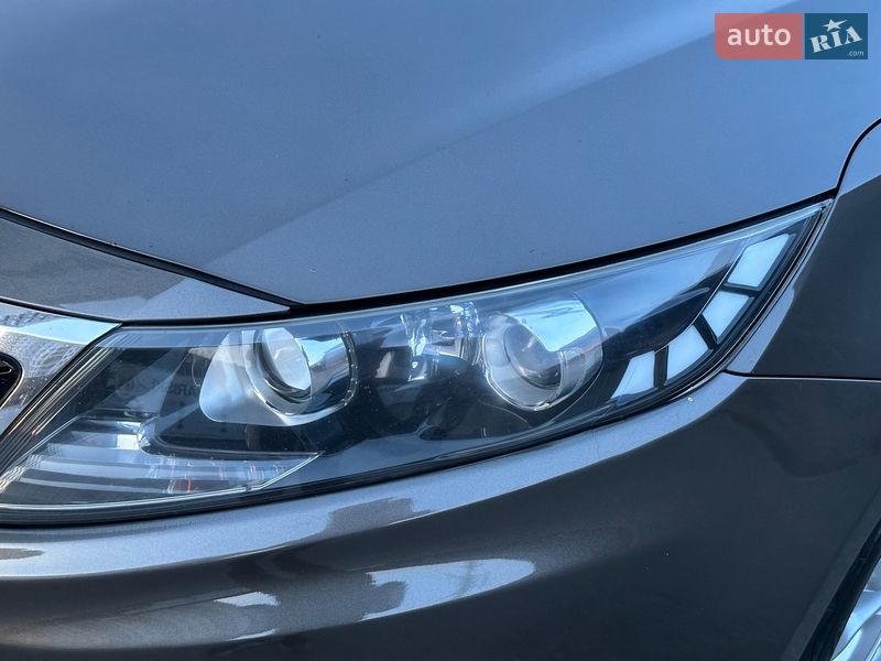Седан Kia Optima 2012 в Одессе