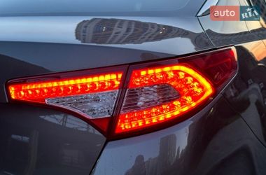 Седан Kia Optima 2012 в Одессе