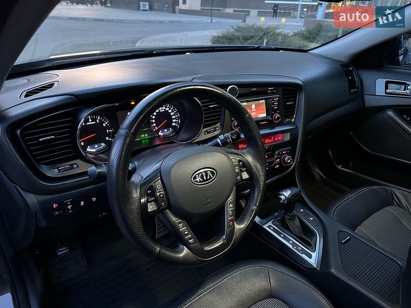 Седан Kia Optima 2012 в Одессе