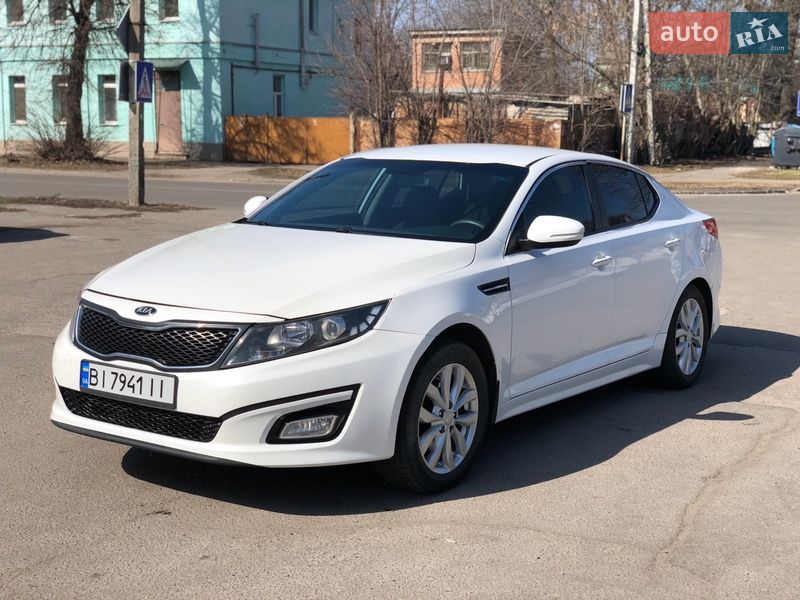Седан Kia Optima 2015 в Полтаве