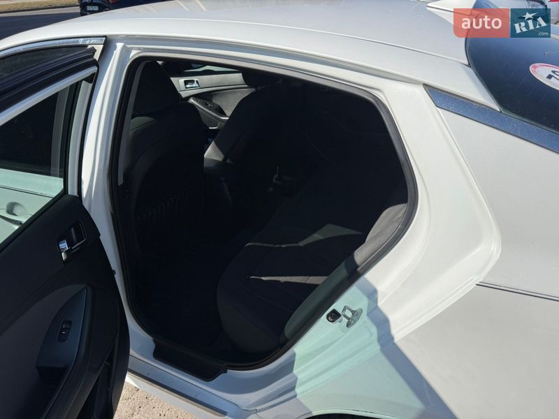Седан Kia Optima 2012 в Черкасах фото 17 Седан Kia Optima 2012 в Черкасах