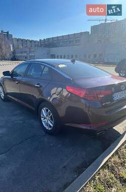 Седан Kia Optima 2011 в Вышгороде