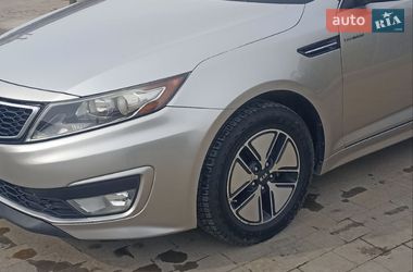 Седан Kia Optima 2013 в Львове