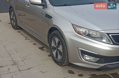 Седан Kia Optima 2013 в Львове