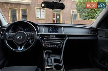 Седан Kia Optima 2017 в Одессе