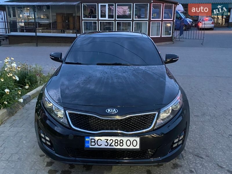 Седан Kia Optima 2015 в Львові