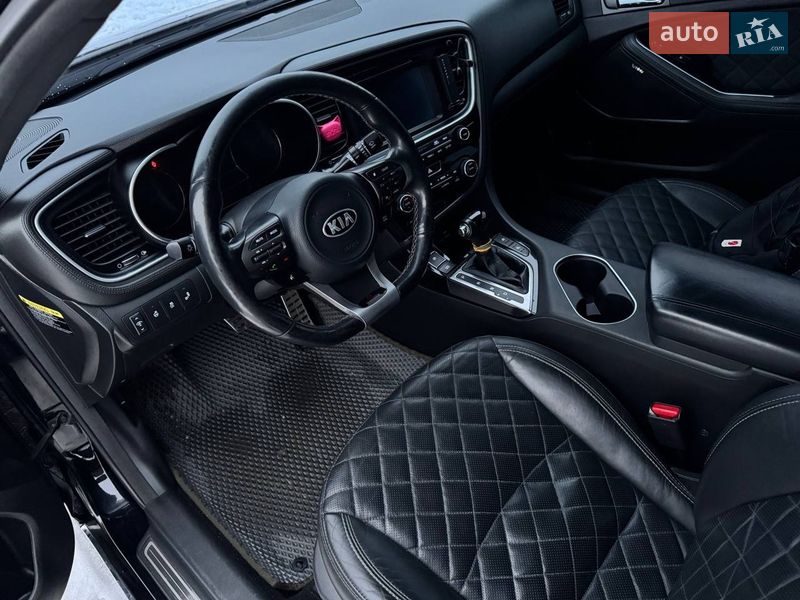 Седан Kia Optima 2015 в Львові