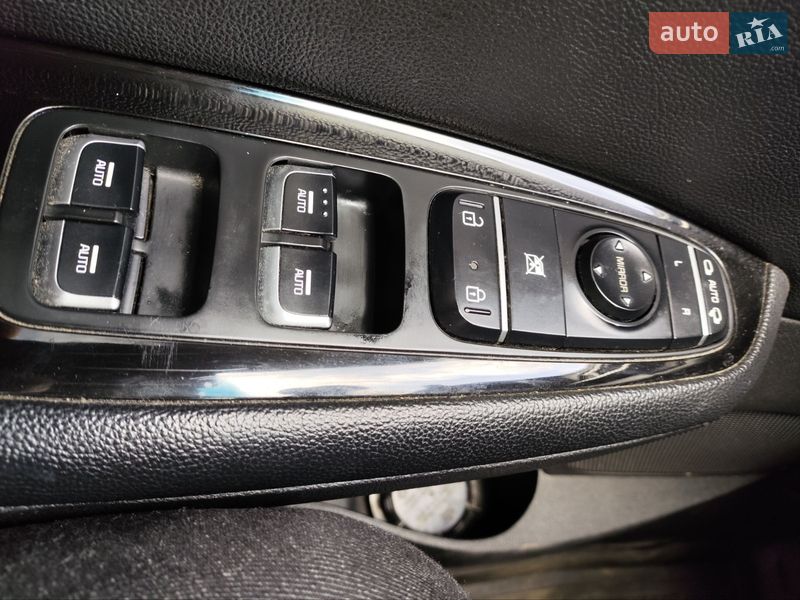 Седан Kia Optima 2019 в Житомирі