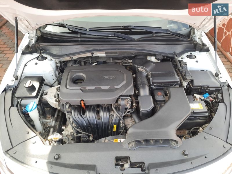 Седан Kia Optima 2016 в Прилуках