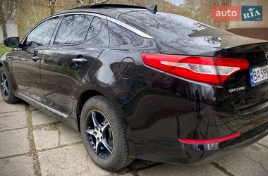 Седан Kia Optima 2013 в Новомиргороді