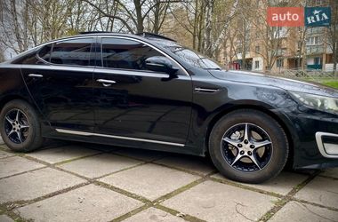 Седан Kia Optima 2013 в Новомиргороде