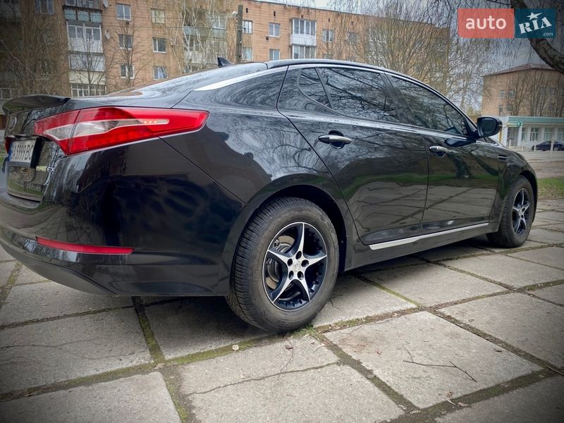 Седан Kia Optima 2013 в Новомиргороде
