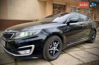 Седан Kia Optima 2013 в Новомиргороде