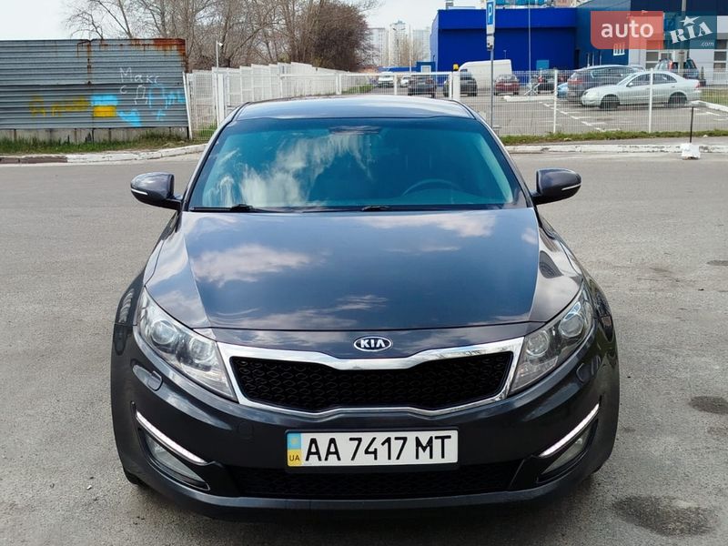 Седан Kia Optima 2013 в Києві