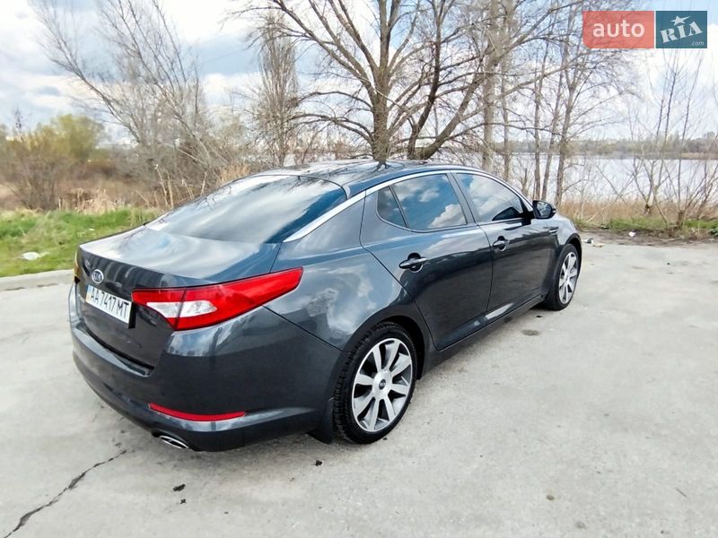 Седан Kia Optima 2013 в Києві