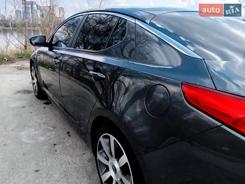 Седан Kia Optima 2013 в Києві