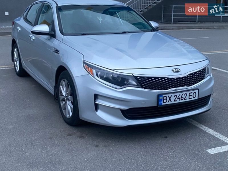 Седан Kia Optima 2017 в Хмельницком
