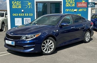 Седан Kia Optima 2016 в Києві