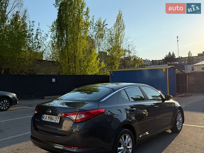 Седан Kia Optima 2012 в Києві