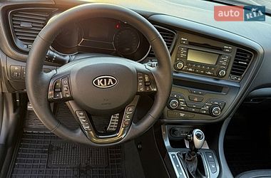 Седан Kia Optima 2012 в Києві