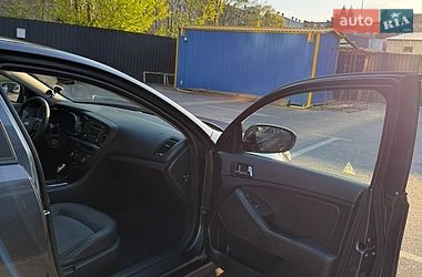 Седан Kia Optima 2012 в Києві