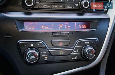 Седан Kia Optima 2011 в Харькове
