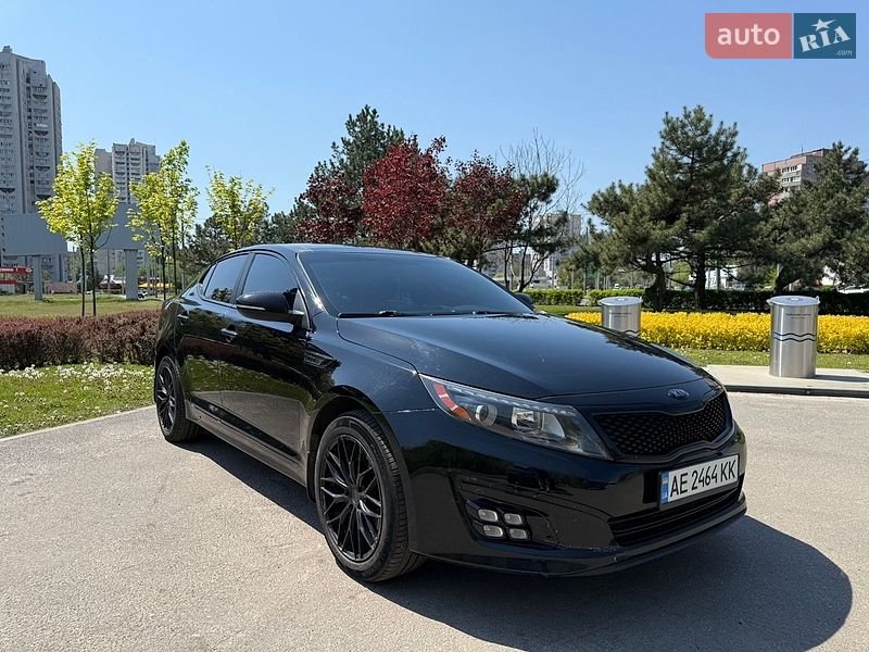 Седан Kia Optima 2014 в Днепре