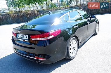 Седан Kia Optima 2018 в Днепре