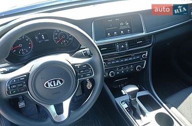 Седан Kia Optima 2018 в Днепре