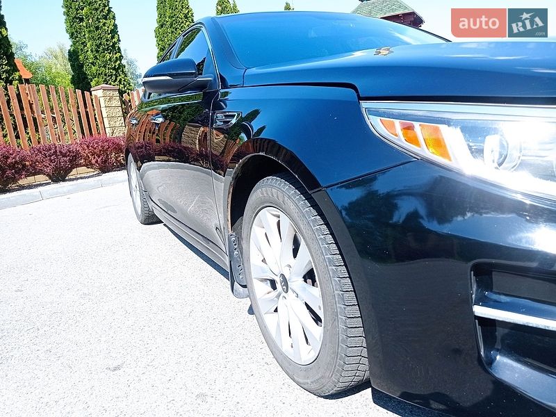 Седан Kia Optima 2018 в Днепре