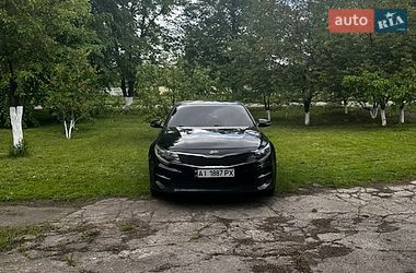 Седан Kia Optima 2016 в Києві