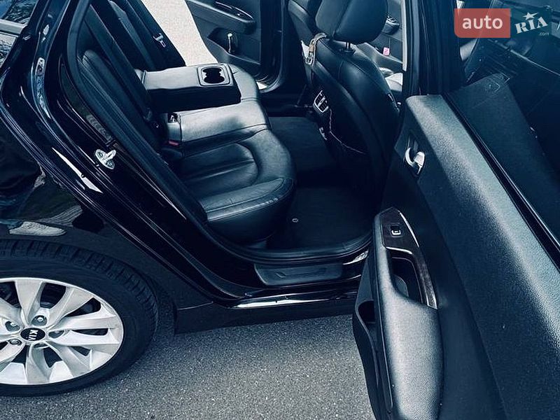 Седан Kia Optima 2016 в Києві