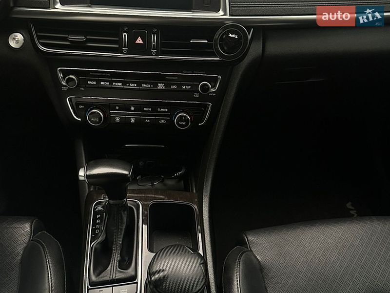 Седан Kia Optima 2016 в Києві