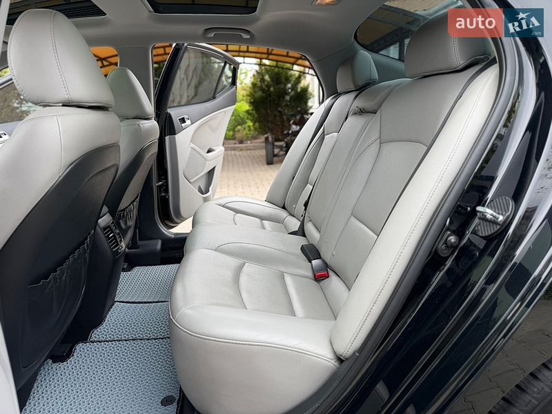 Седан Kia Optima 2014 в Одессе