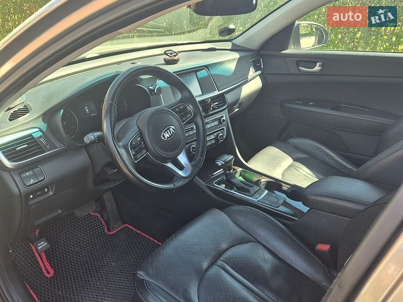 Седан Kia Optima 2018 в Києві